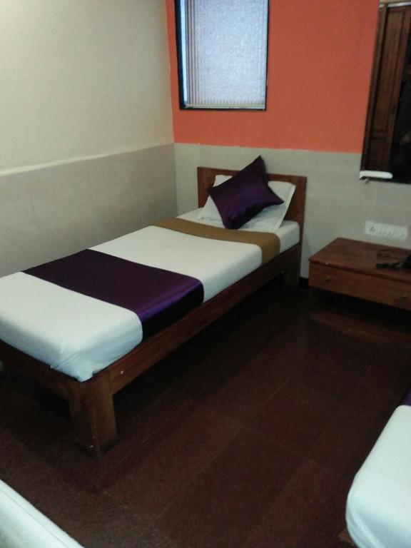Hotel Q Deck Bombaj Zewnętrze zdjęcie