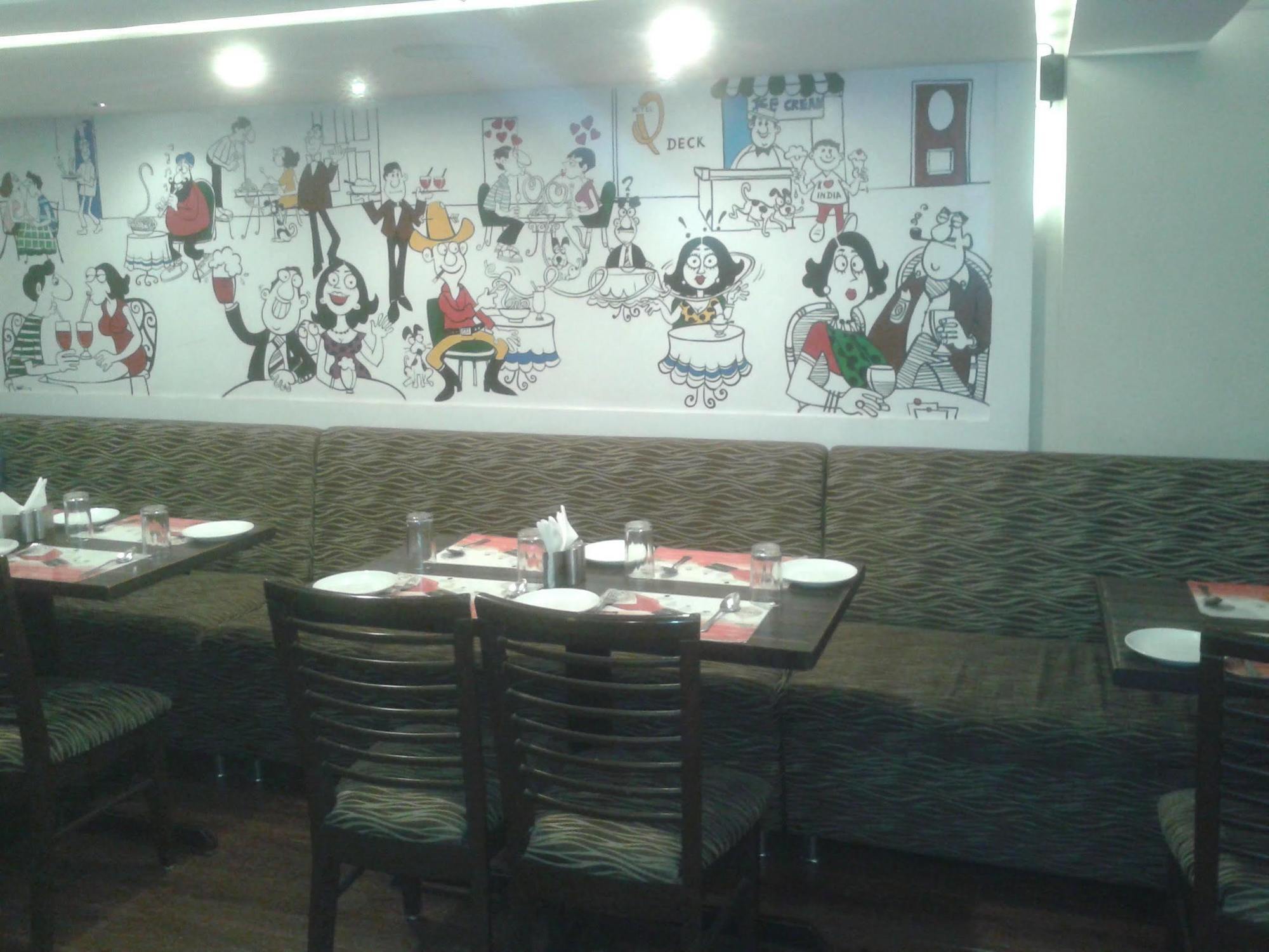Hotel Q Deck Bombaj Zewnętrze zdjęcie